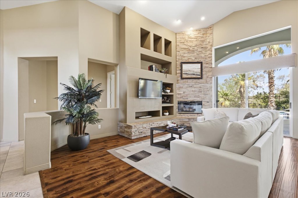 10009 Sienna Peak Court