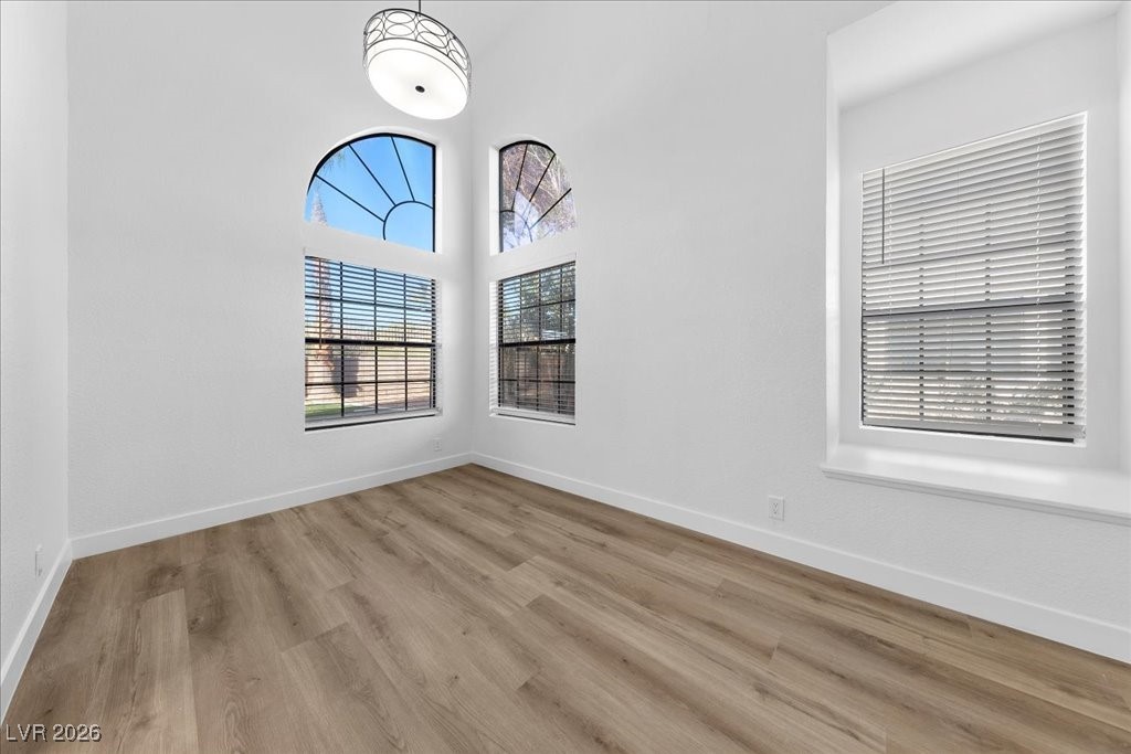 4821 Fiesta Lakes Street