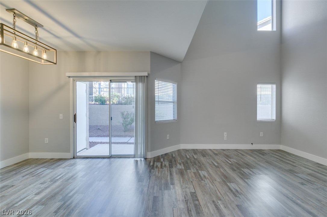 2001 Jade Creek Street 105