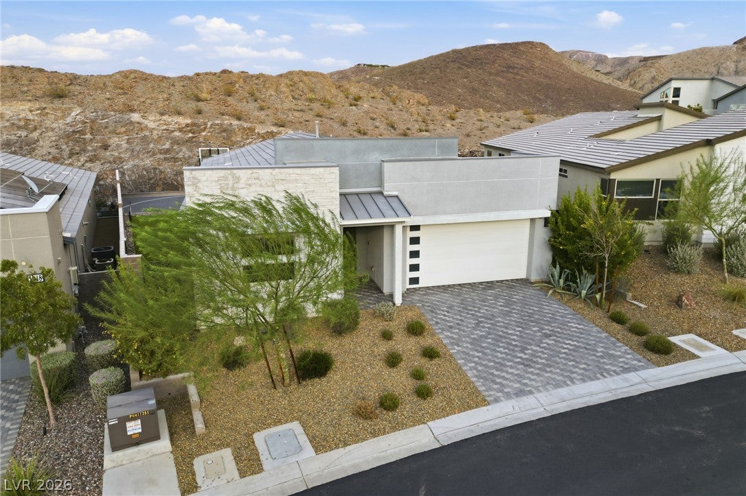 1944 Regal Bluff Drive
