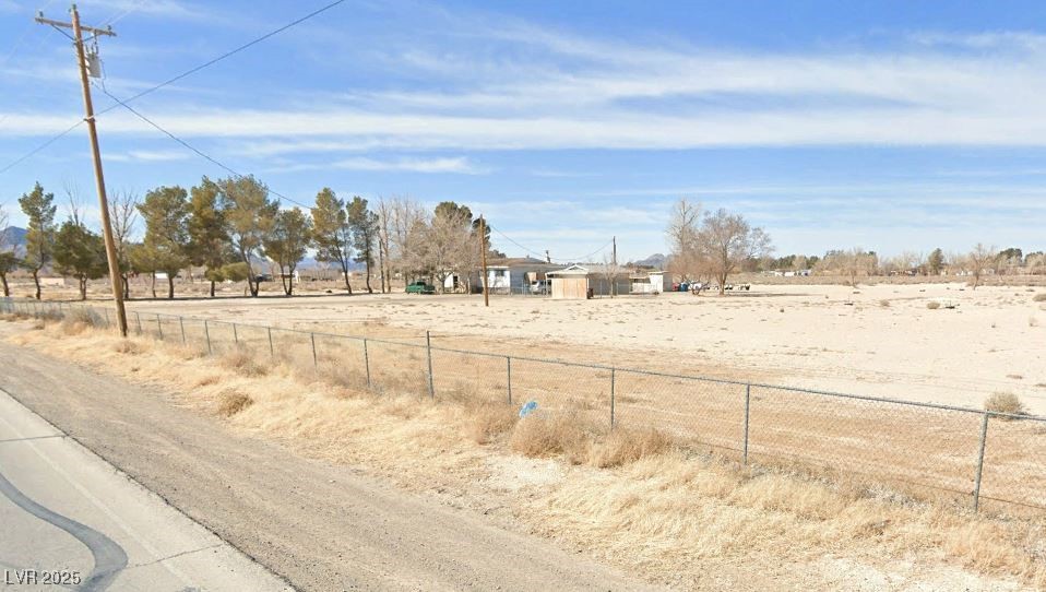 300 E Quartz Avenue