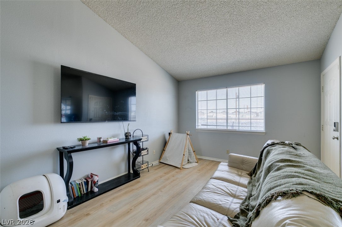 5335 Rod Court 104