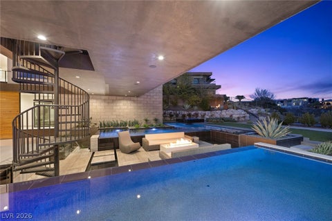 Tiny photo for 4 Soaring Bird Court, Las Vegas, NV 89135 (MLS # 2741570)