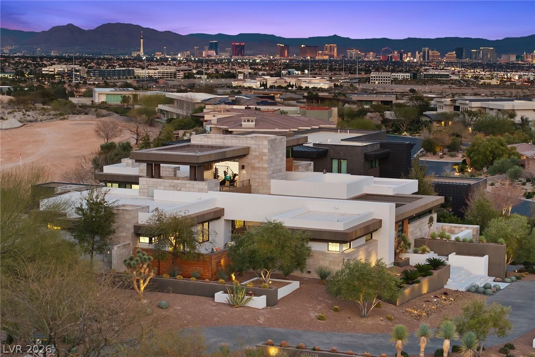 4 Soaring Bird Court