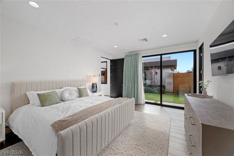 Tiny photo for 4 Soaring Bird Court, Las Vegas, NV 89135 (MLS # 2741570)