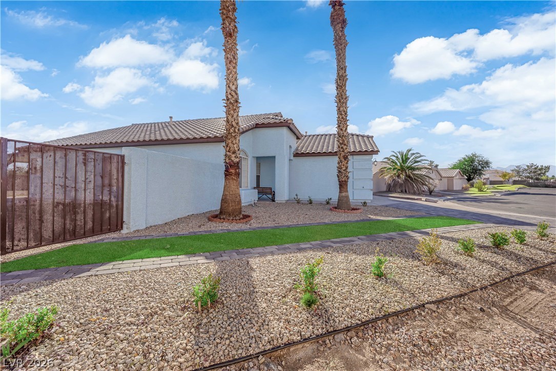 4016 Angel Face Street