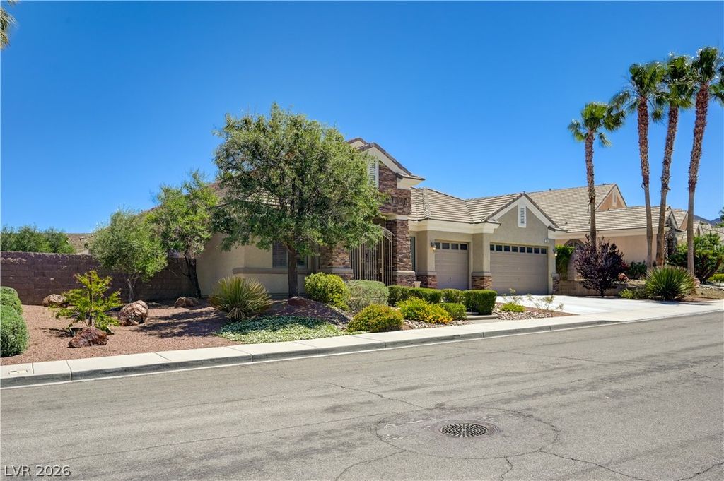 Photo of 2052 Sinfonia Avenue, Henderson, NV 89052 (MLS # 2778415)