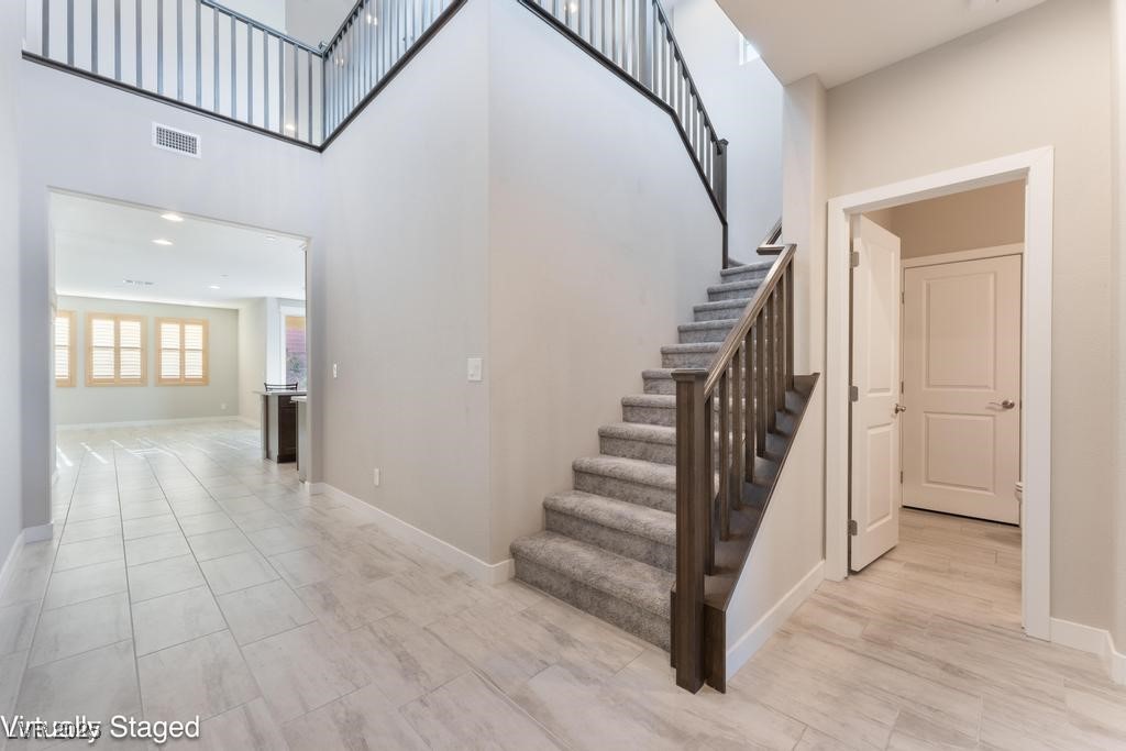 19 Cresta Villa Court