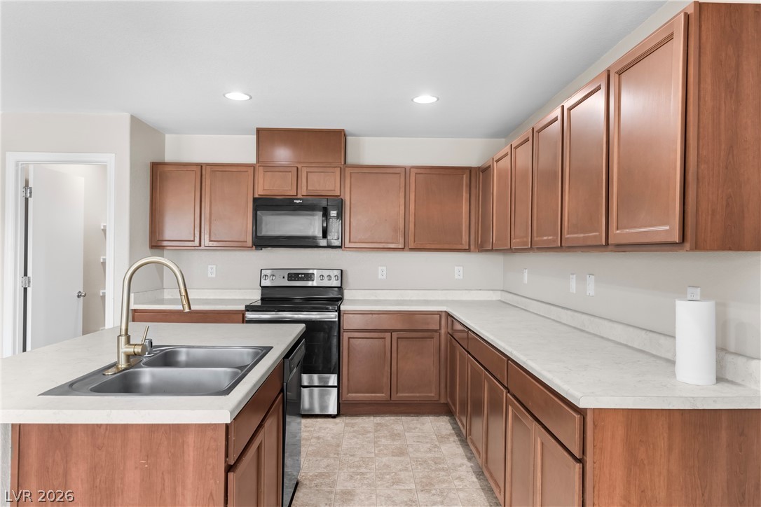3557 E Marathon Drive