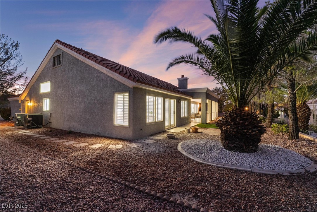 Properties 4 2528 Sunup Drive