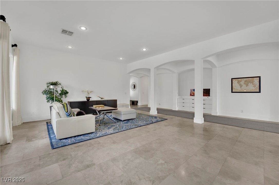 8134 Maddingley Avenue, Las Vegas, Nevada image 13