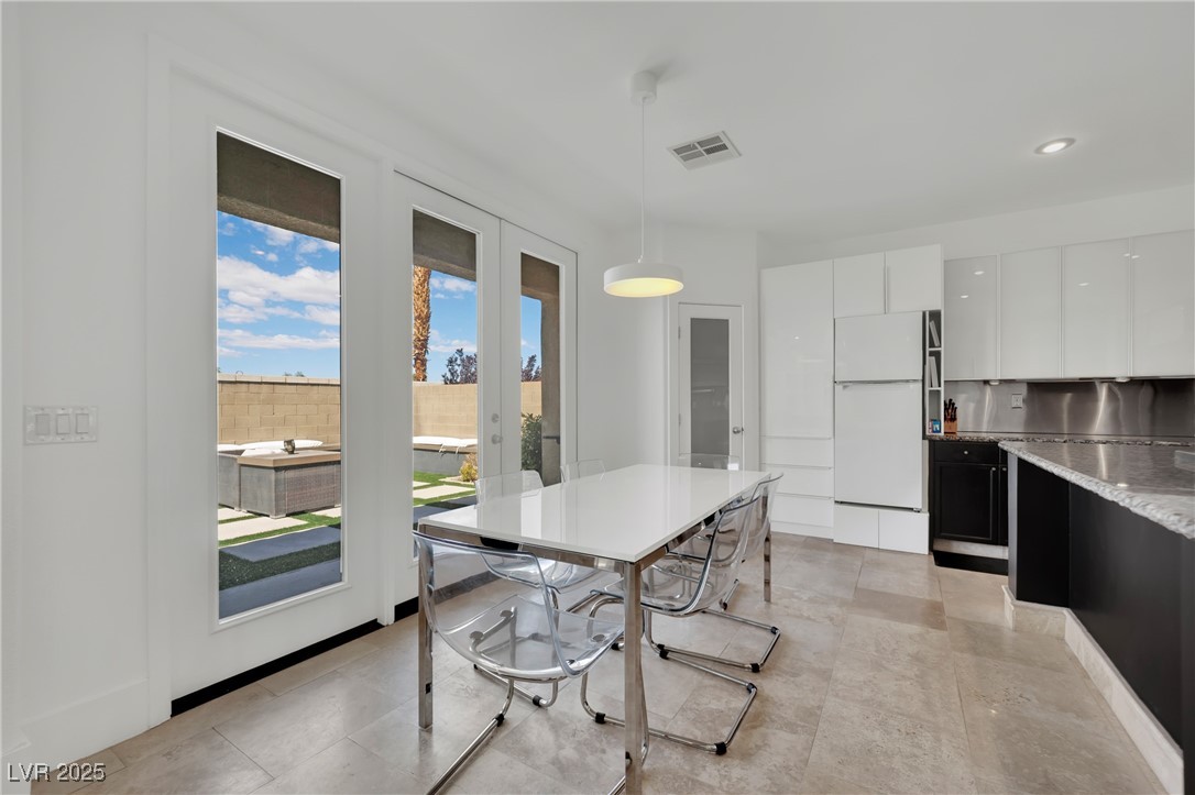 8134 Maddingley Avenue, Las Vegas, Nevada image 24