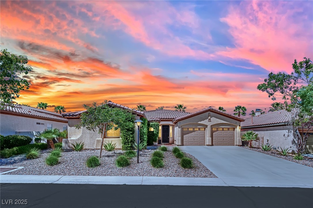 8134 Maddingley Avenue, Las Vegas, Nevada image 1