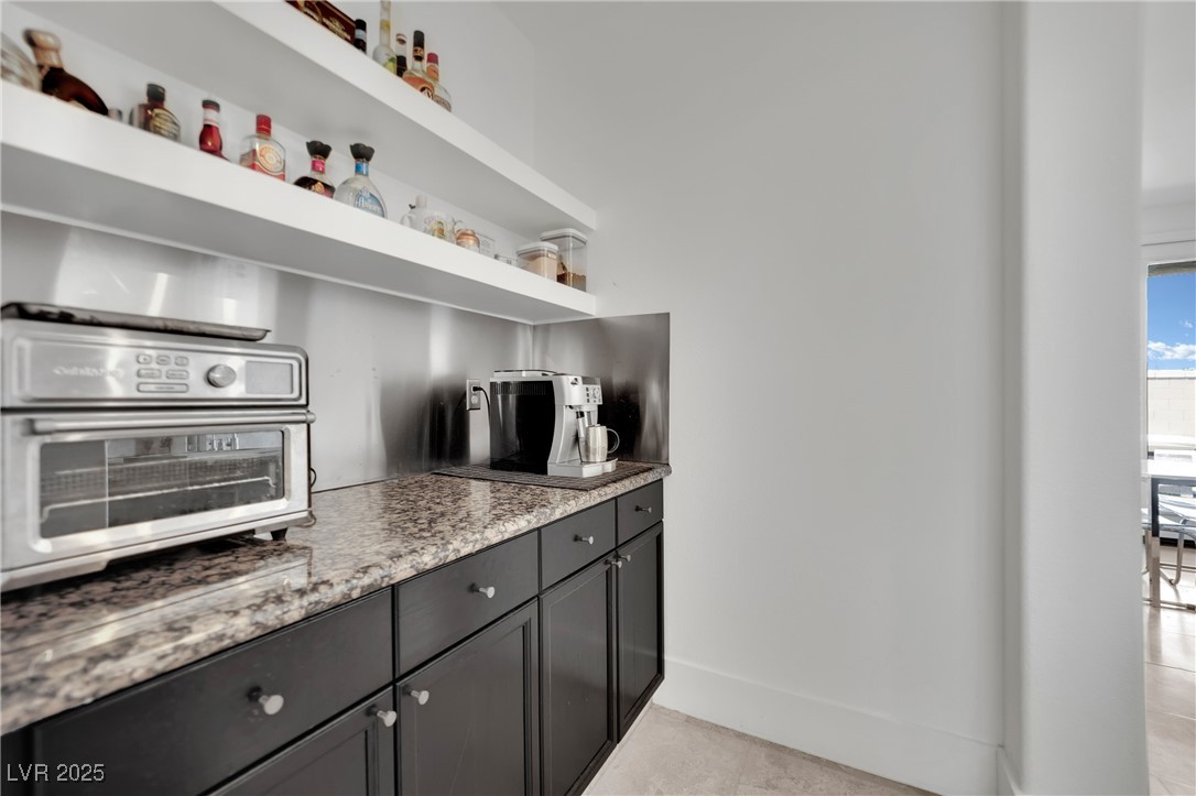 8134 Maddingley Avenue, Las Vegas, Nevada image 17