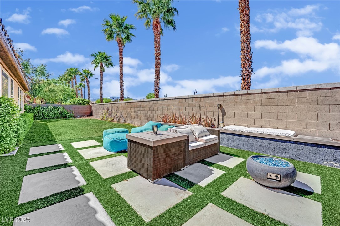 8134 Maddingley Avenue, Las Vegas, Nevada image 7