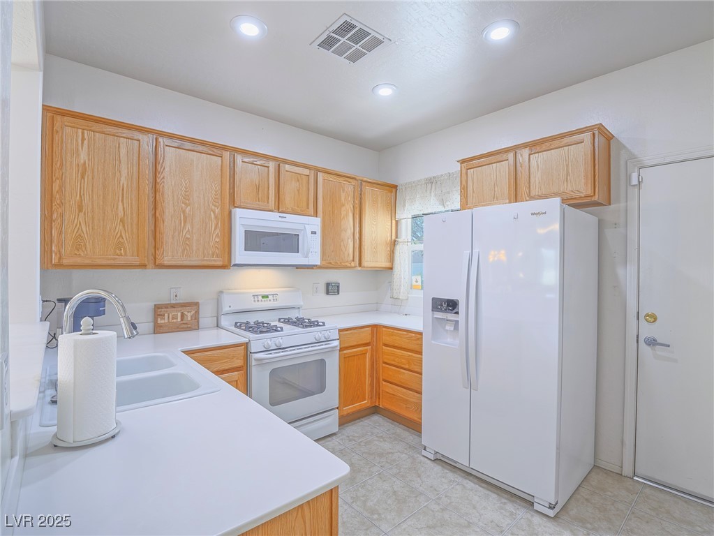 7624 Fruit Dove Street