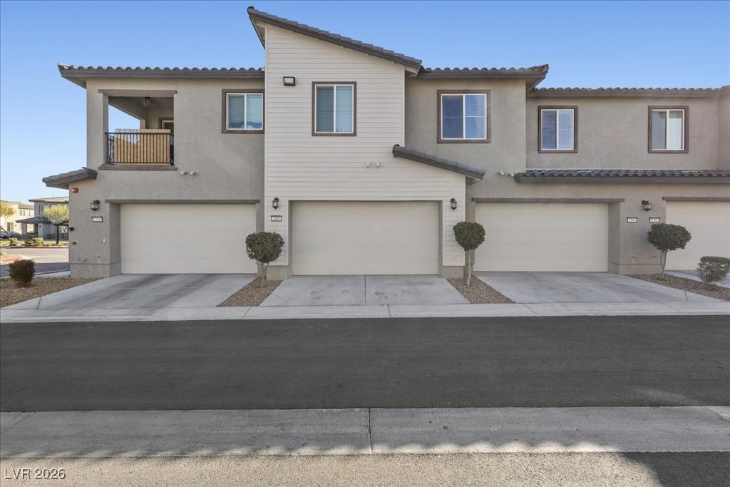 7332 N Decatur Boulevard 4