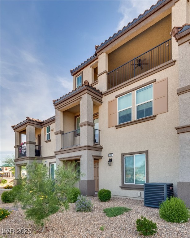 538 Ylang Place