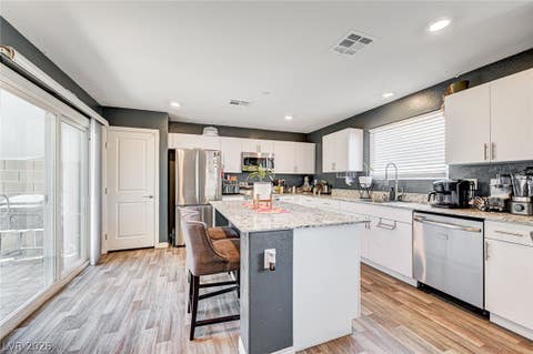 Tiny photo for 5617 Craftsman Avenue, Las Vegas, NV 89122 (MLS # 2793915)