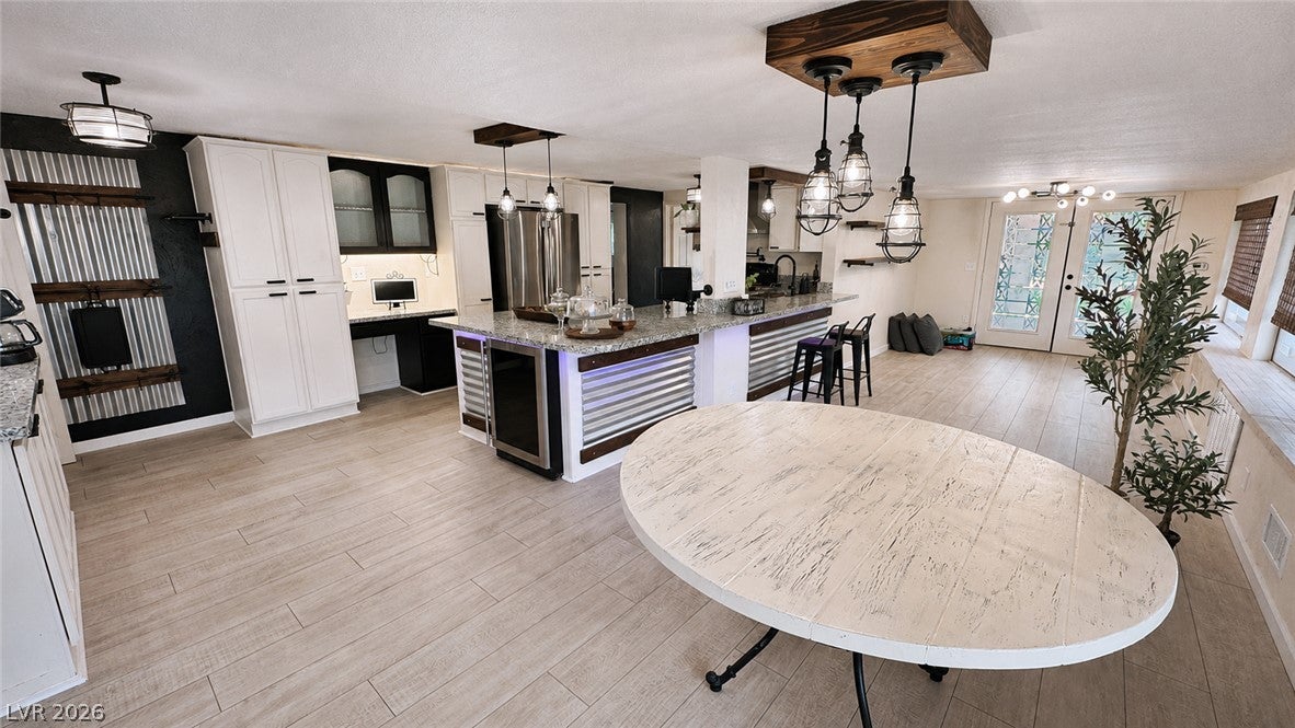6130 Hawkins Way