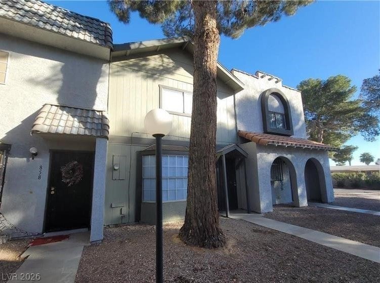 Photo of 854 Stainglass Lane, Las Vegas, NV 89110 (MLS # 2827841)