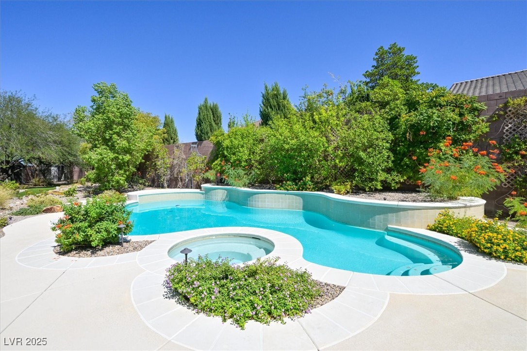 Henderson, Nevada 89044, United States, 3 Bedrooms Bedrooms, ,3 BathroomsBathrooms,Residential,Active,210693