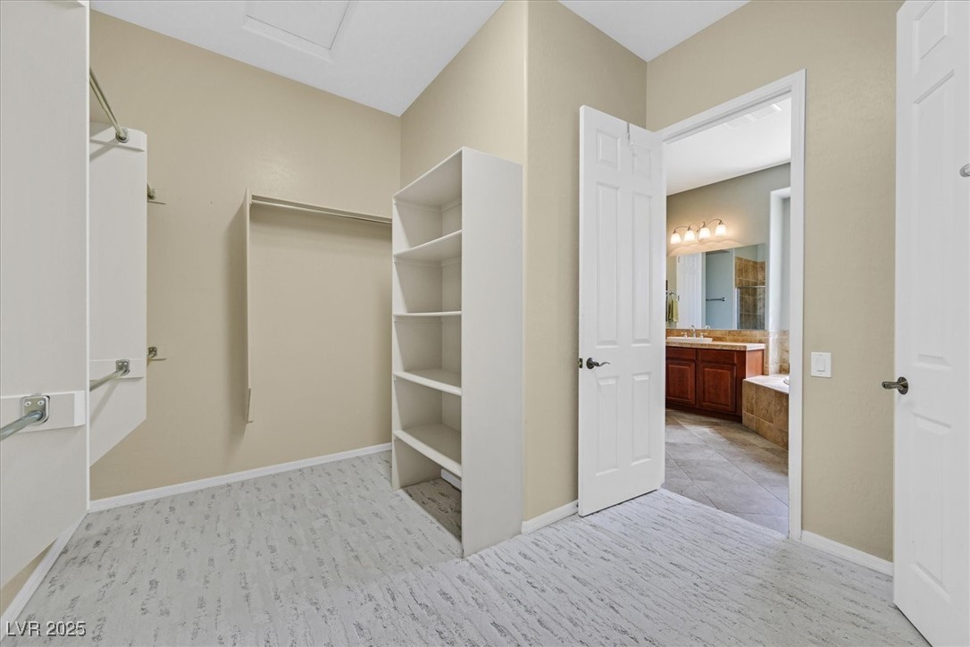 Henderson, Nevada 89044, United States, 3 Bedrooms Bedrooms, ,3 BathroomsBathrooms,Residential,Active,210693