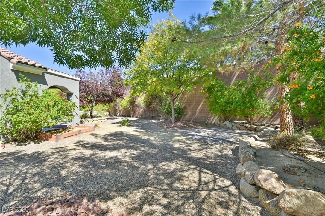 Henderson, Nevada 89044, United States, 3 Bedrooms Bedrooms, ,3 BathroomsBathrooms,Residential,Active,210693