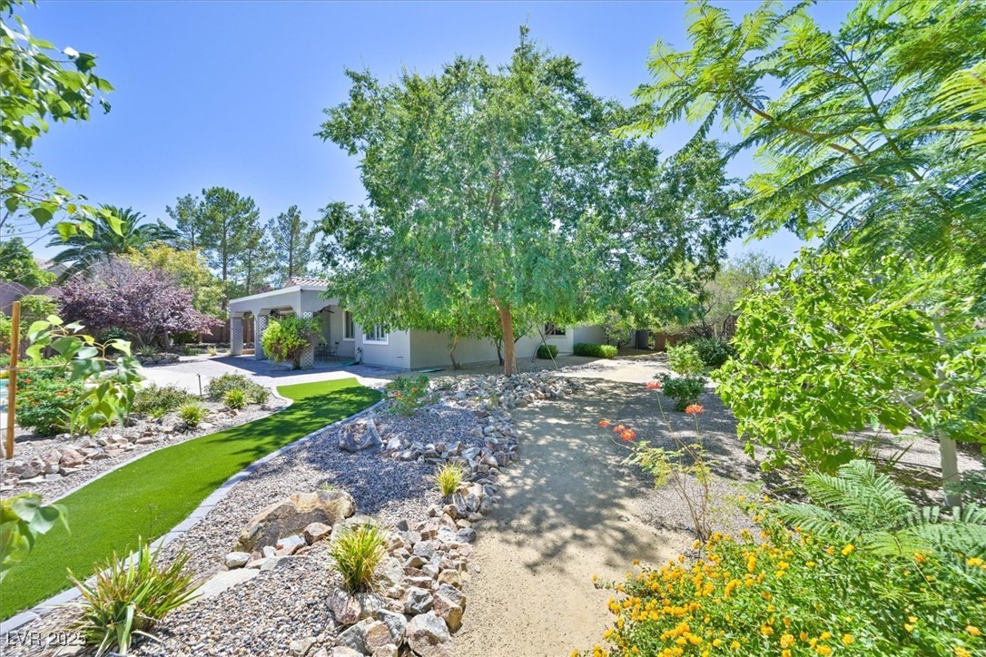 Henderson, Nevada 89044, United States, 3 Bedrooms Bedrooms, ,3 BathroomsBathrooms,Residential,Active,210693