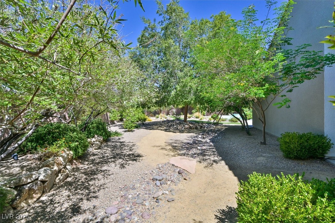 Henderson, Nevada 89044, United States, 3 Bedrooms Bedrooms, ,3 BathroomsBathrooms,Residential,Active,210693