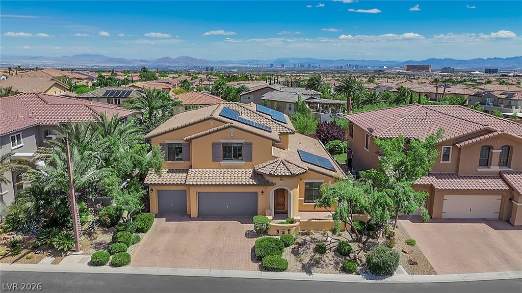 Photo of 608 Highland Bluff Way, Las Vegas, NV 89138 (MLS # 2772023)