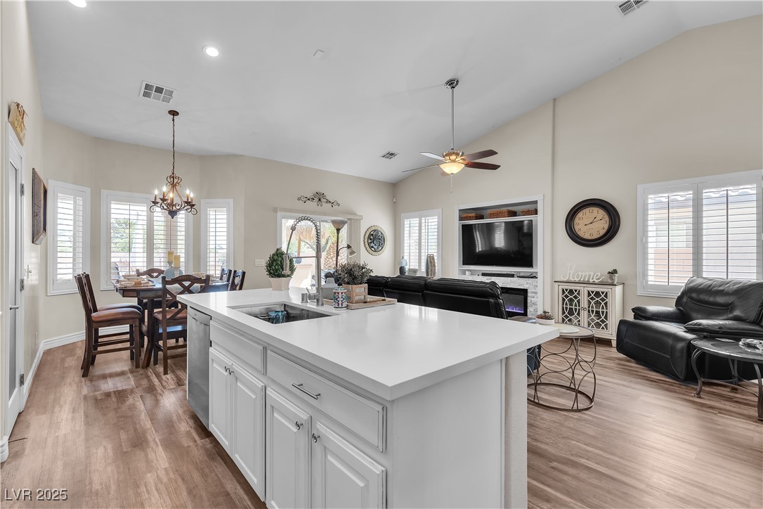 4624 Ventana Rey Street, North Las Vegas, Nevada image 18