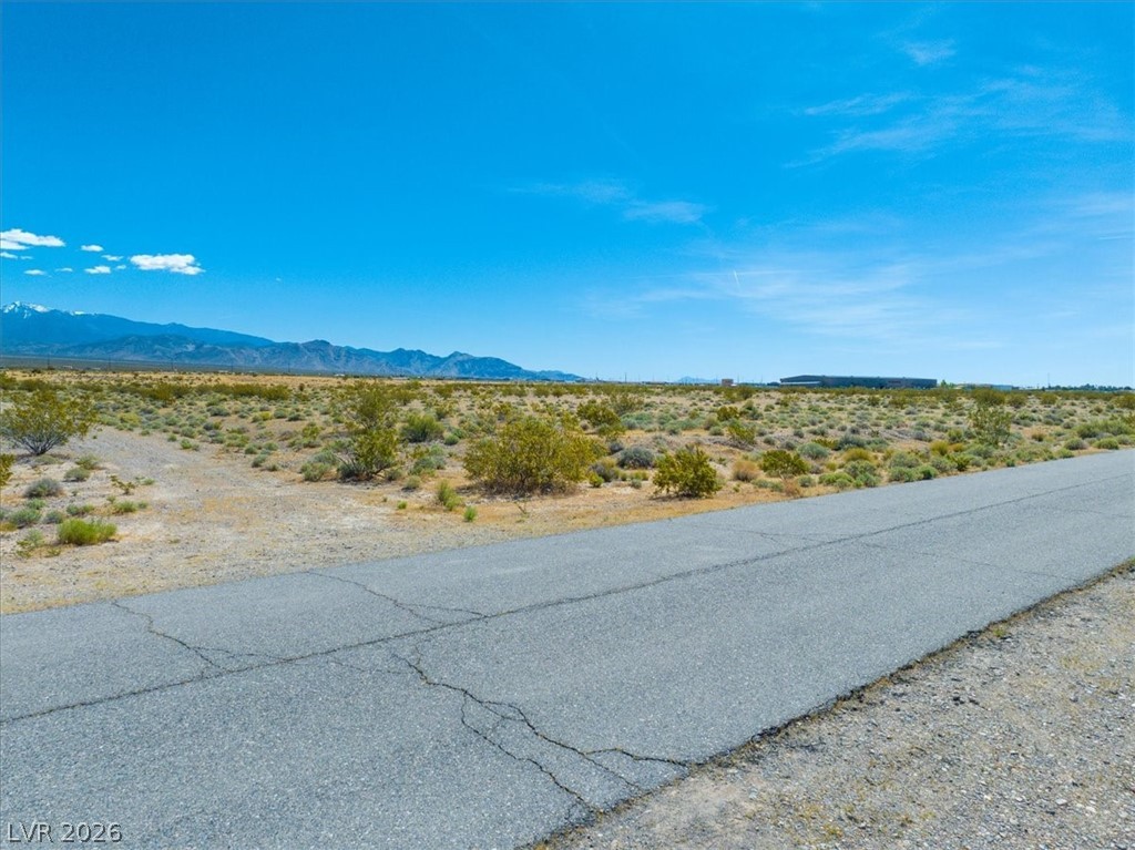 1181 E Nugget Circle