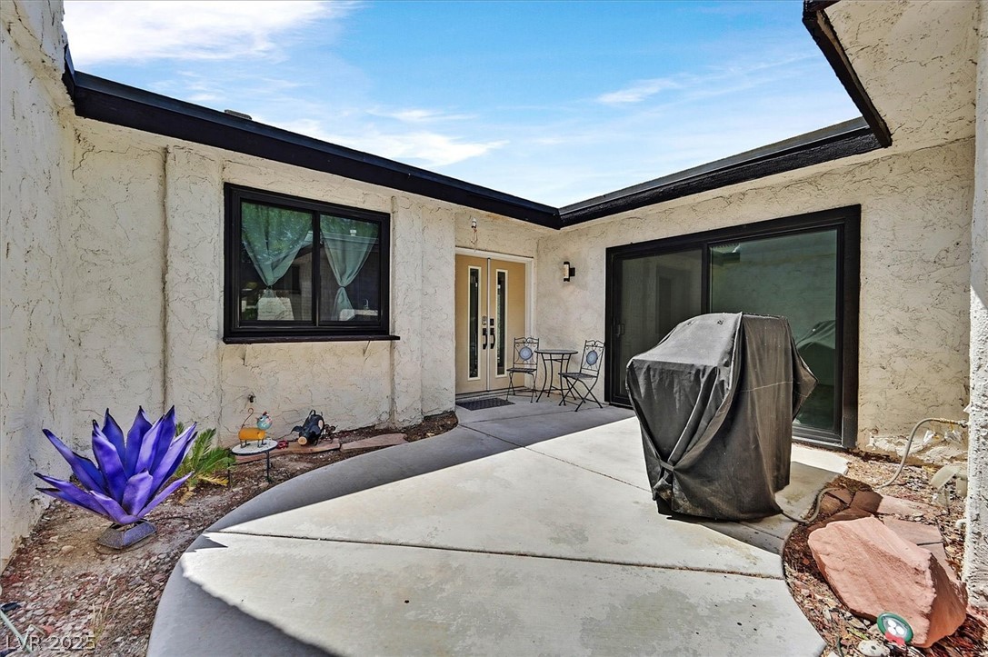 3073 Conquista Court