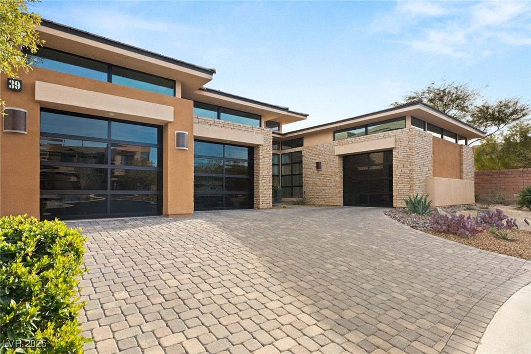 Properties 2 39 CRANBERRY COVE Court