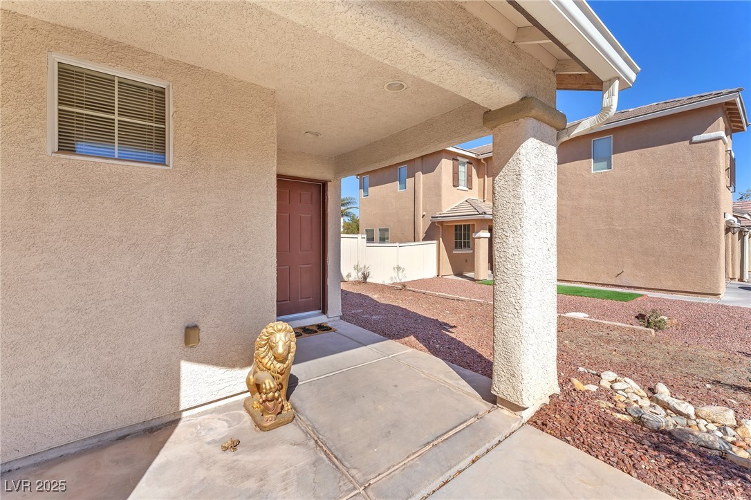 2526 Begonia Valley Avenue