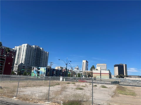 Vacant Land For Sale - 308 N 8th Street<br/> Clark County, Las Vegas, NV 89101