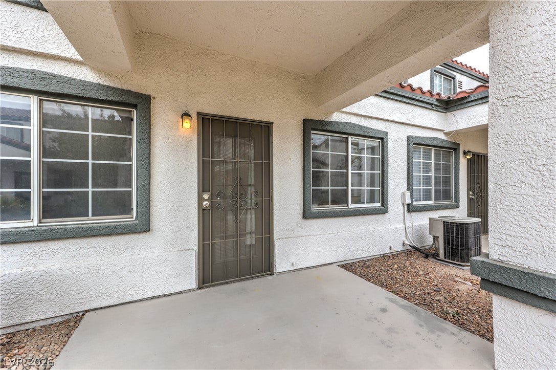 5330 E Charleston Boulevard 44
