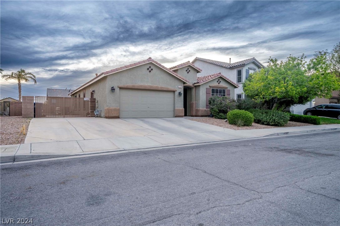 View Henderson, NV 89015 property