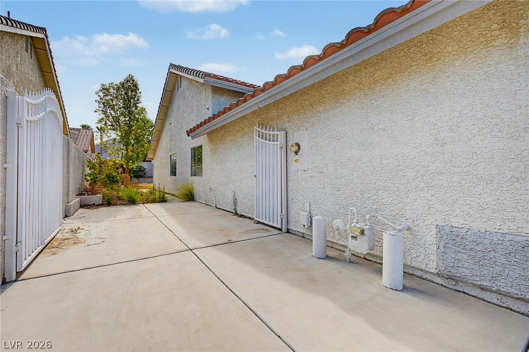 825 Cypress Pines Way