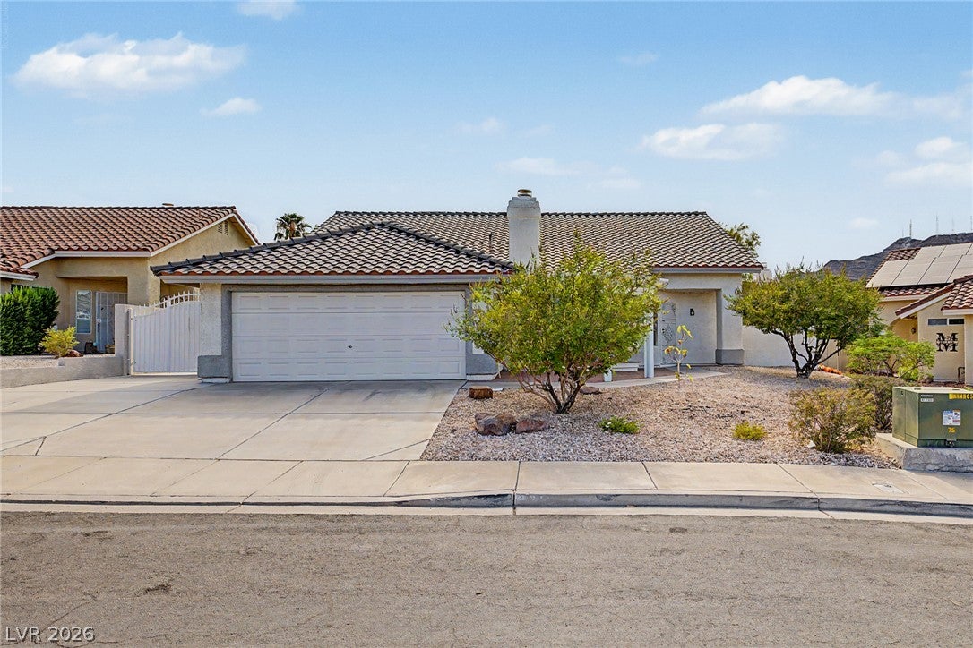 825 Cypress Pines Way