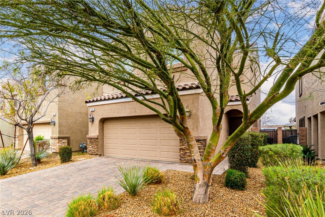 1132 Bradley Bay Avenue