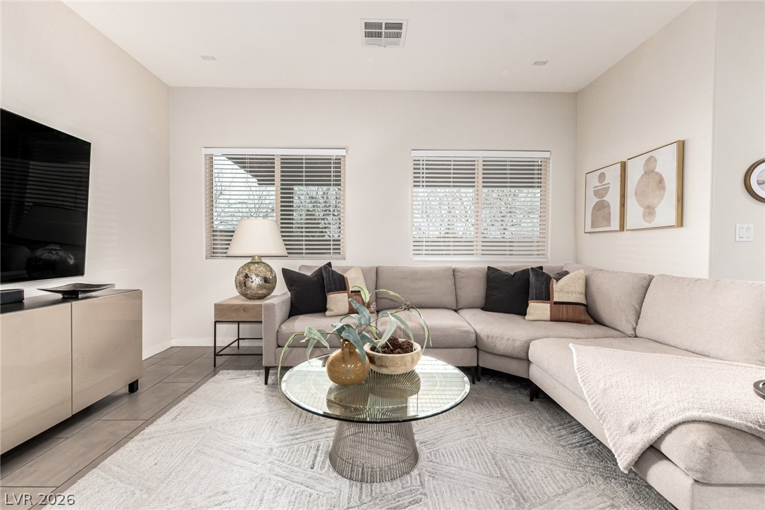 1132 Bradley Bay Avenue