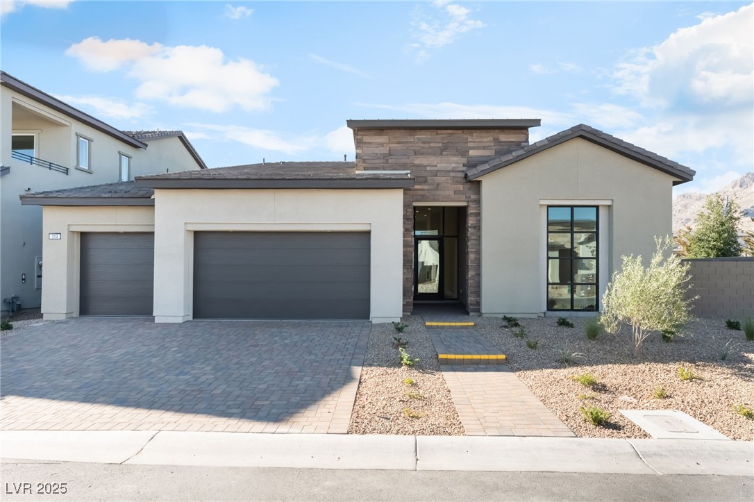 Properties 1 313 Talon Heights Street