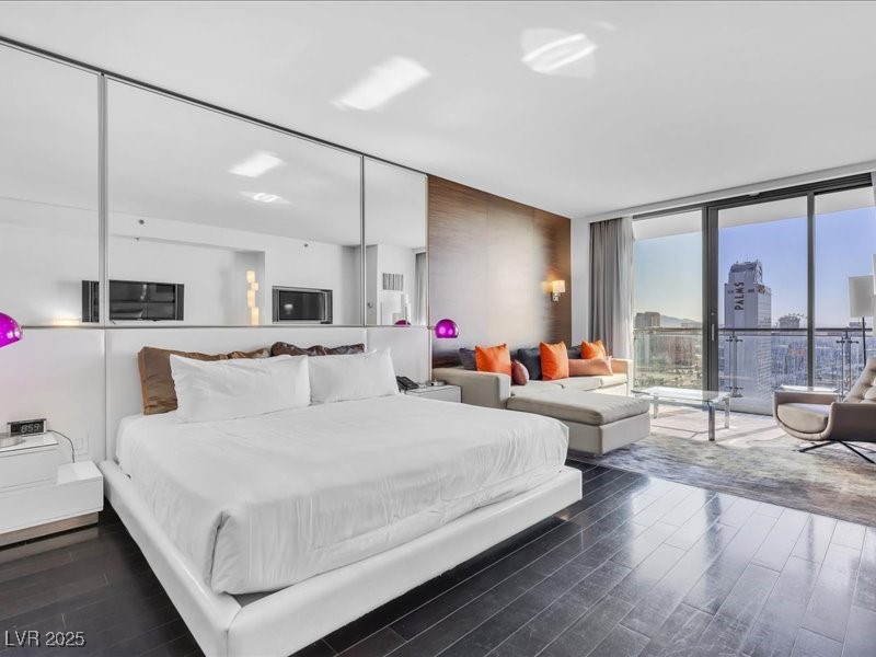 4381 W FLAMINGO Road 25316