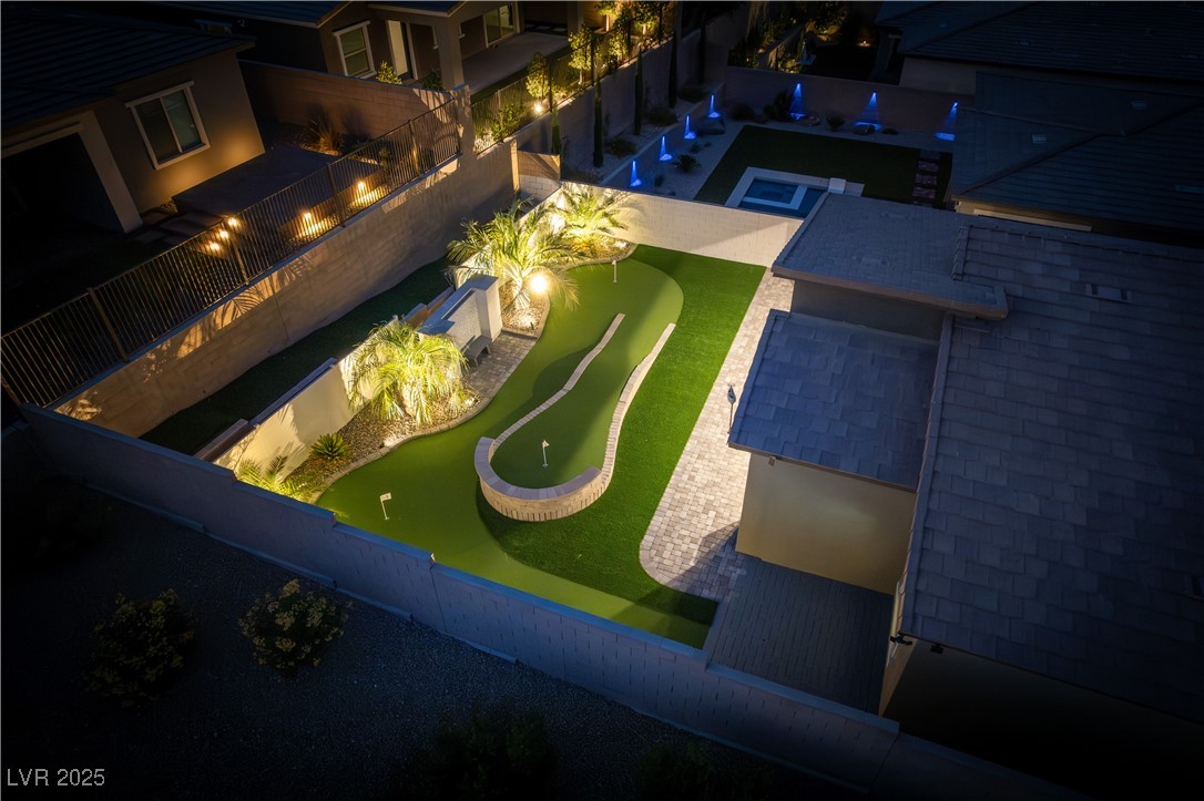 12438 Heritage Bend Drive