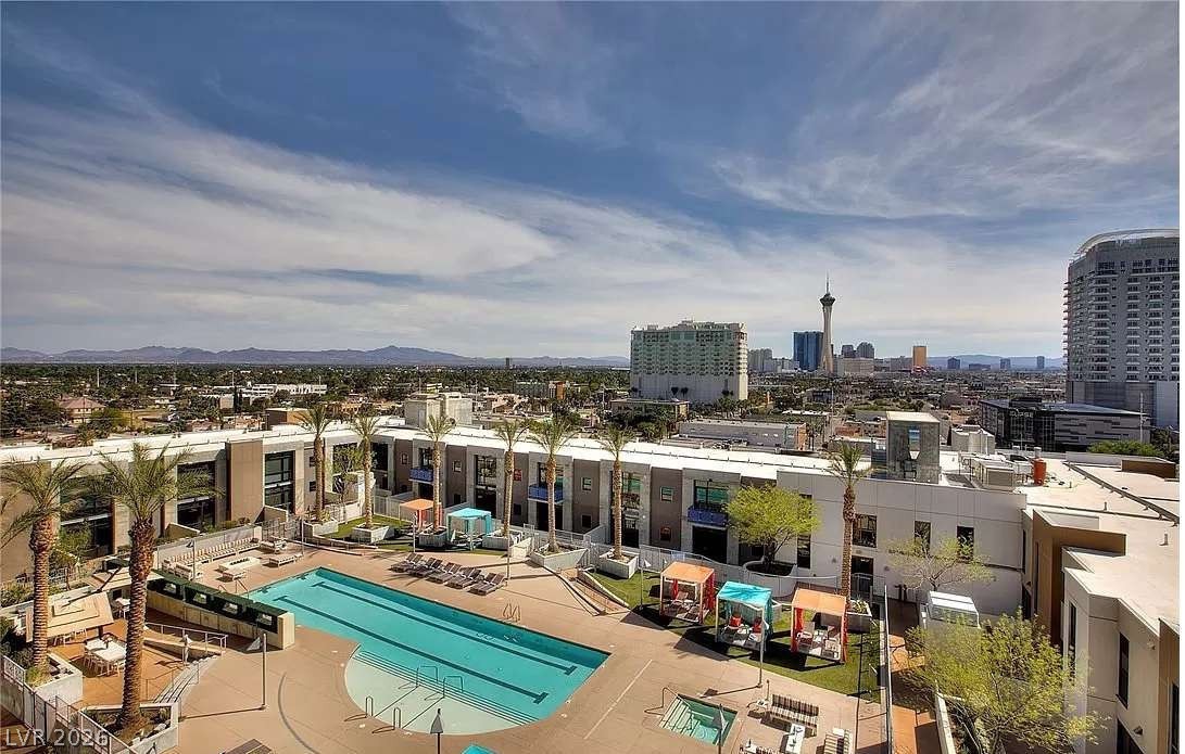 353 E Bonneville Avenue 125