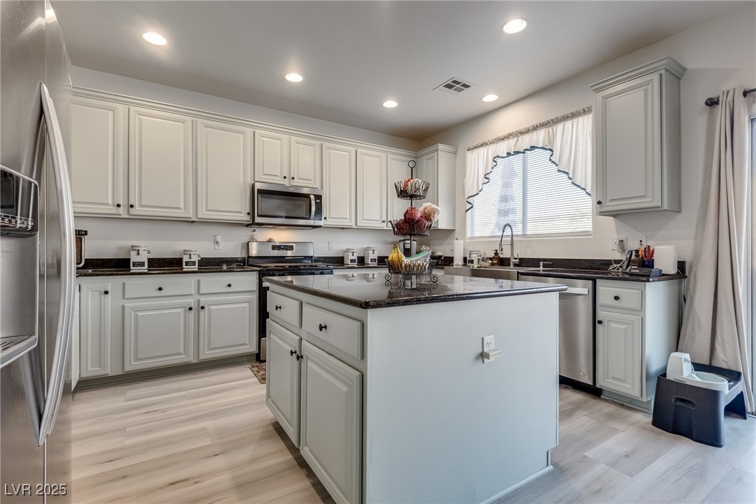 3764 Prairie Orchid Avenue