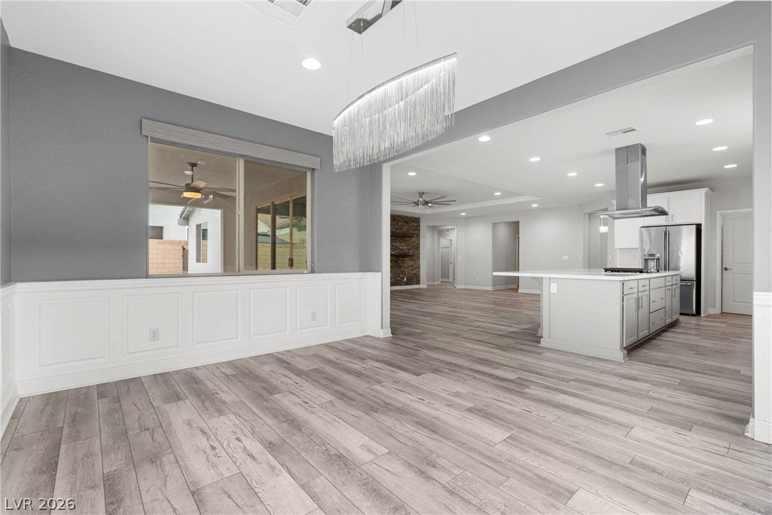 5927 Villa Loma Street