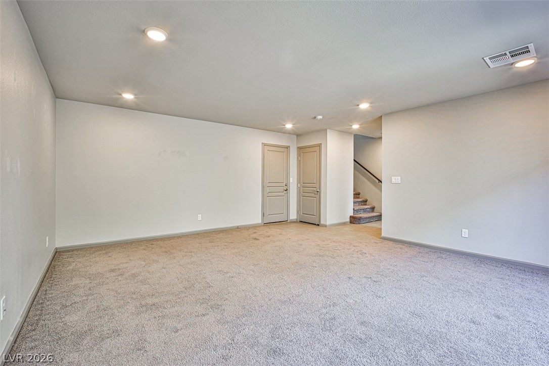 8052 Haywood Estate Avenue